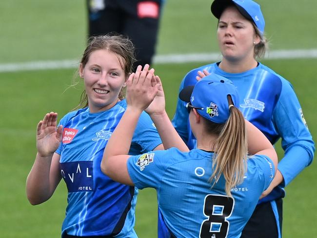 Brown (L) made her Test debut in the one-off Test against India. (Photo by Steve Bell/Getty Images)