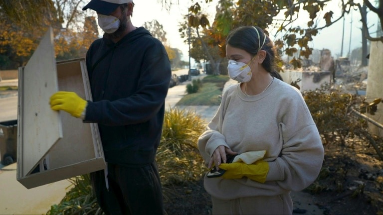 ‘Dangerous and strong’ winds threaten to spread LA inferno