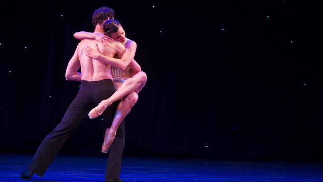 Queensland Ballet dancers Yanela Pinera and Camilo Ramos perform in 60 dancers: 60 stories. Picture: Kevin Farmer