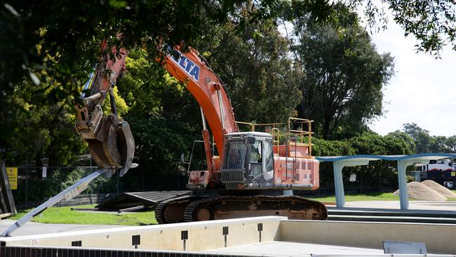 Demolition of Parramatta pool started early 2018.