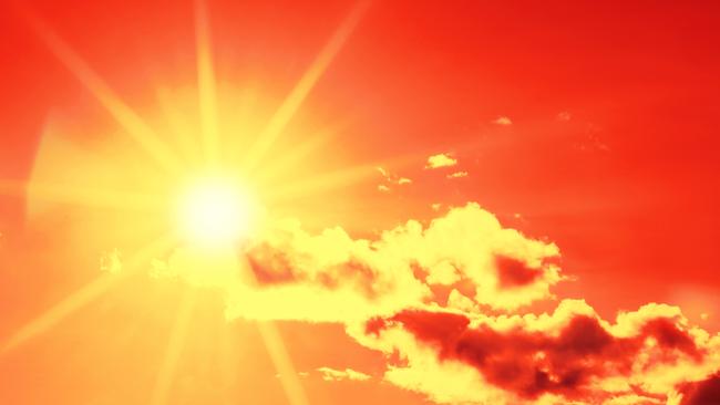 BE ALERT: Heat and UVR are not the same thing, so our need for sun protection doesn’t depend on how warm it is. Picture: ISTOCK