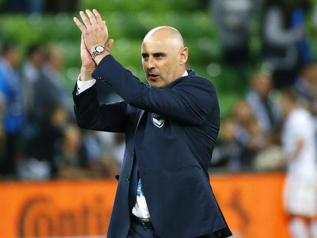 Melbourne Victory v Western Sydney: Kevin Muscat lauds under-fire ...