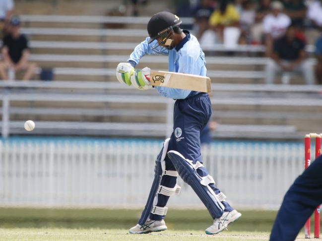 Aston Wijesinghe plays the cut shot. Picture: Warren Gannon Photography