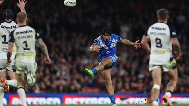 Stephen Crichton breaks England’s heart. Photo by Matthew Lewis/Getty Images for RLWC)