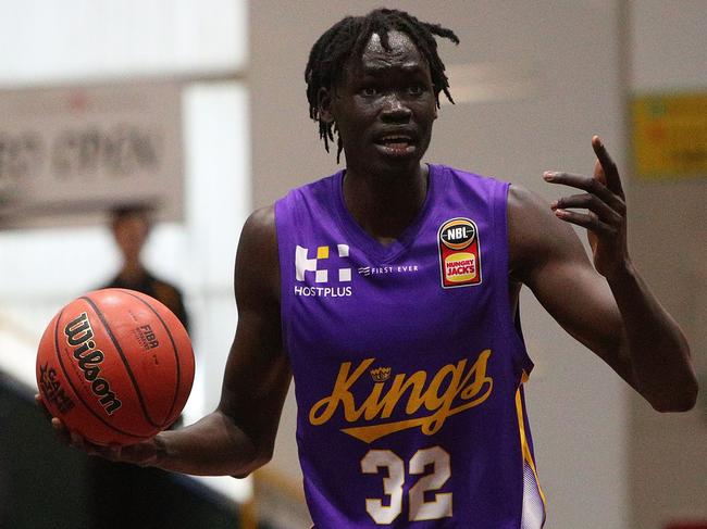 Sydney forward Deng Acuoth fell awkwardly on his shoulder in the first half but returned to finish the game. Picture: Getty Images