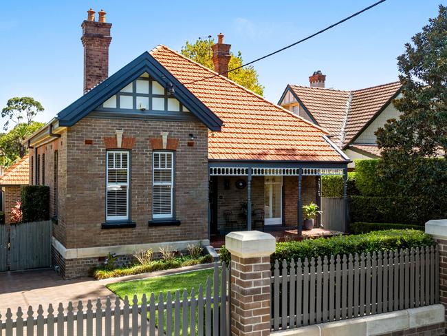 Homeowners now $70k richer as prices hit new high