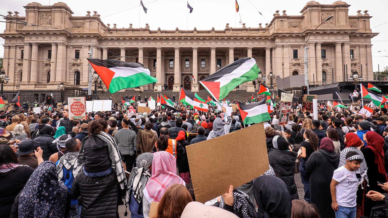 Palestinian Supporters March Through Melbourne In Their Thousands | The ...