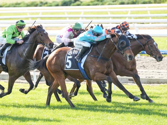 Run Naan ridden by Tatum Bull wins the Homes & Acreage Handicap at Mornington Racecourse on June 10, 2024 in Mornington, Australia. (Photo by Scott Barbour/Racing Photos via Getty Images)