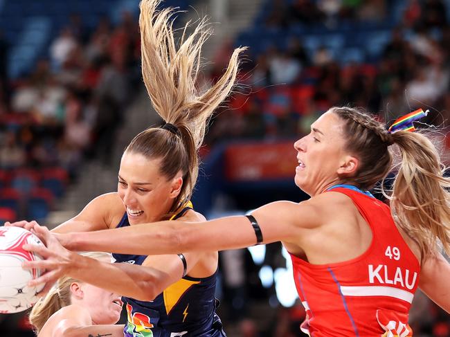 Sarah Klau was influential as the Swifts shook off the Lightning. Picture: Mark Kolbe/Getty Images