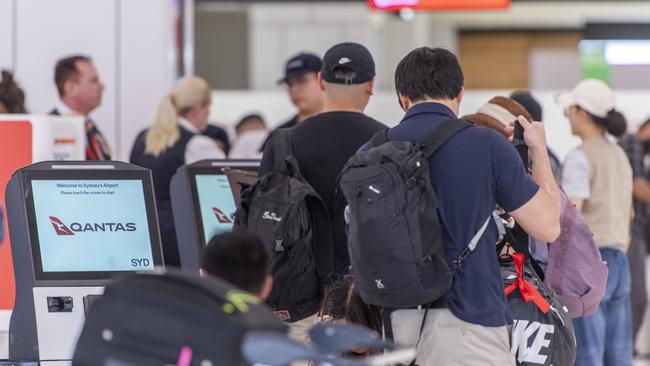 Qantas passengers on cancelled Christmas Day flights have been put on services within a few hours of their original departure time. Picture: NewsWire / Monique Harmer