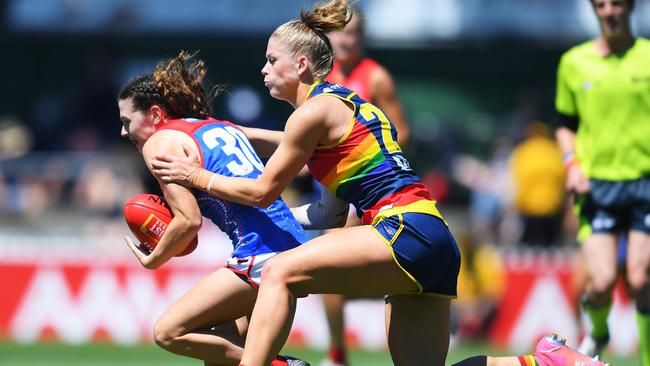 Demon Shelley Heath is tackled by Ashleigh Woodland. Picture: Mark Brake/Getty Images