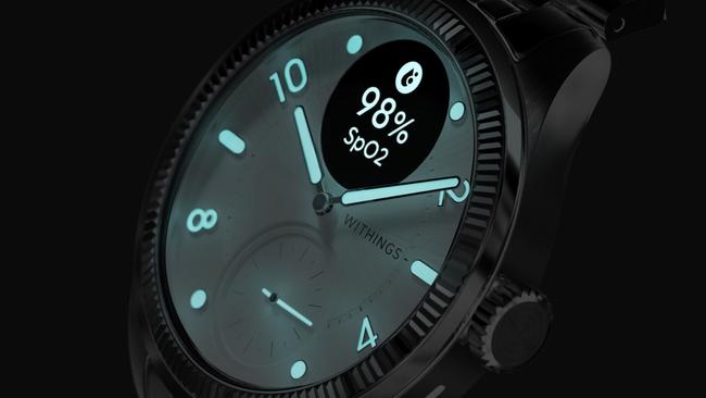 The Brilliant also features a luminous dial like the ScanWatch Nova.
