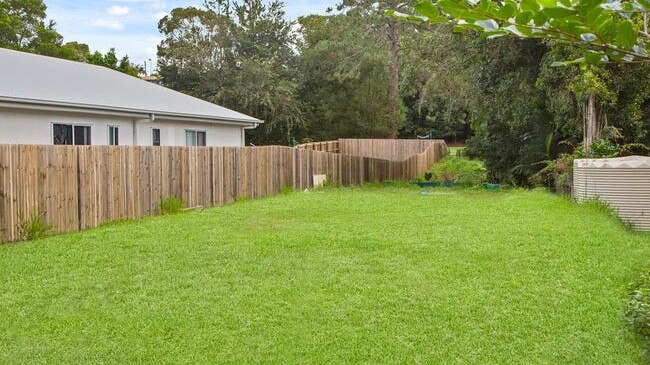 19 Court Rd Nambour