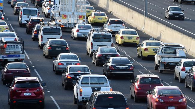 Red light on-ramp traffic lights switched on Melbourne network | news ...