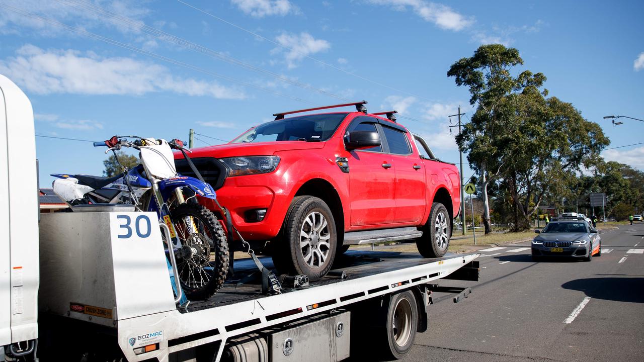 A vehicle, which is believed to belong to the victim, is taken from the scene of a fatal road rage incident in Blackett on Thursday. Picture: NewsWire / Nikki Short