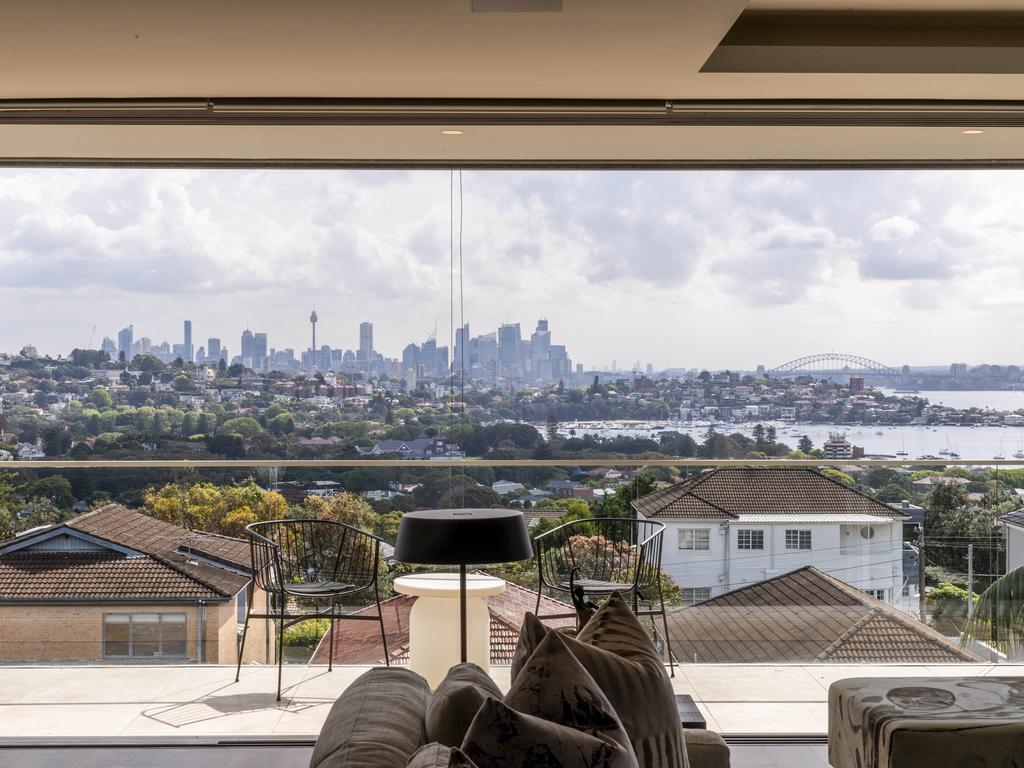 City and Harbour Bridge views.. Picture: NewsWire / Monique Harmer