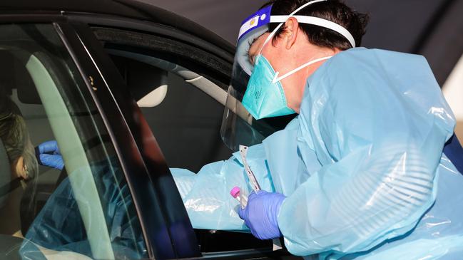 SYDNEY, AUSTRALIA - SEPTEMBER 28, 2020: A Nurse is seen performing a covid test at the Bondi Beach Drive thru Covid 19 Testing clinic, with only 150 people being tested today at Bondi Beach in Sydney, Australia, on SEPTEMBER 28 2020. Picture: NCA Newswire / Gaye Gerard