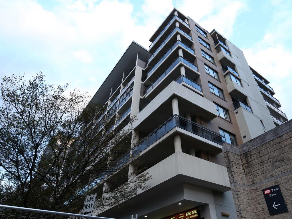 The apartment owners in Mascot Towers are calling for the government to help them. Picture: Danny Casey/AAP