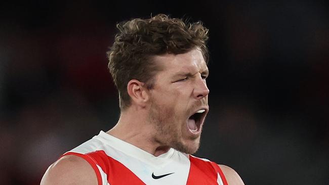 MELBOURNE, AUSTRALIA - AUGUST 16: Luke Parker of the Swans celebrates kicking a goal during the round 23 AFL match between Essendon Bombers and Sydney Swans at Marvel Stadium, on August 16, 2024, in Melbourne, Australia. (Photo by Daniel Pockett/Getty Images)