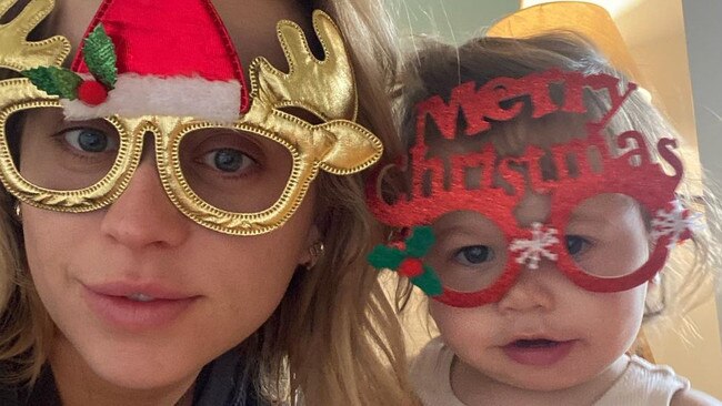 Sarah-Jane also shared an adorable selfie with daughter Cleo.