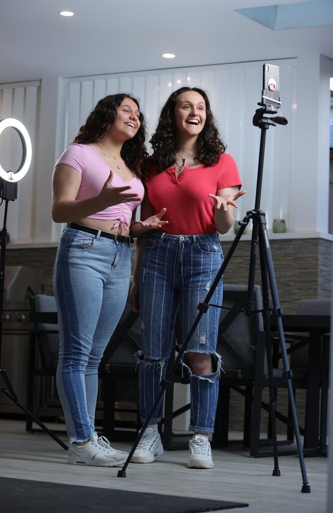 Sister Tiana and Alyssa Bishara use video auditioning from home to apply for music gigs and believe it gives them more confidence than being in person. Picture: Justin Lloyd