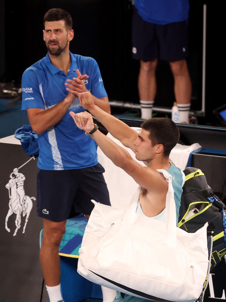 World Reacts to Djoker's 'Absurd' Win Amid Injury Concerns for 25th Slam