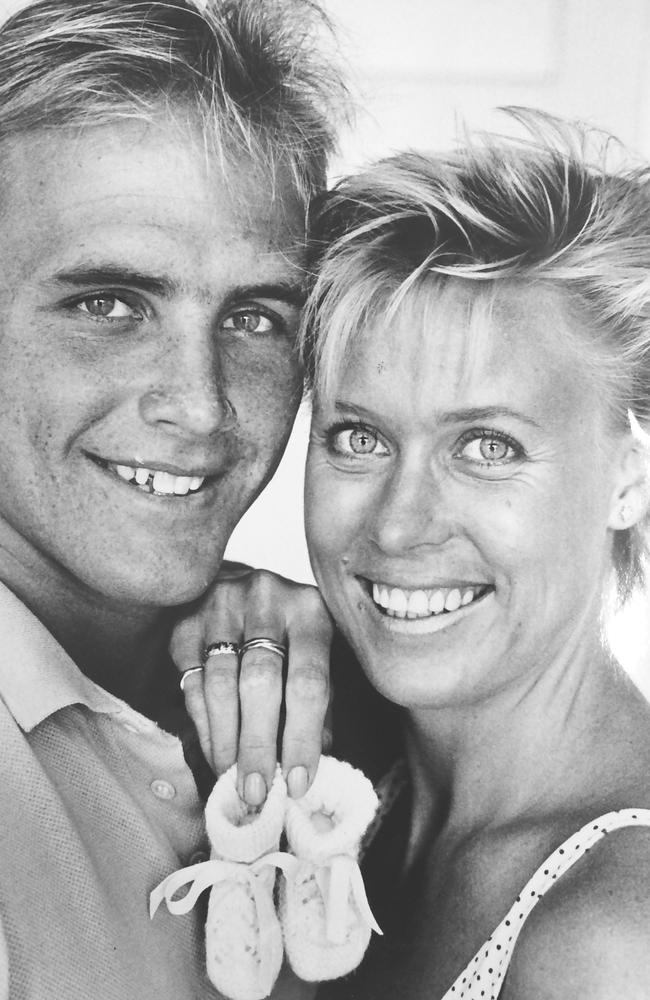 Winning at love … Lisa Curry did Grant Kenny. Here they announce their first pregnancy, in a photo from her memoir Lisa.