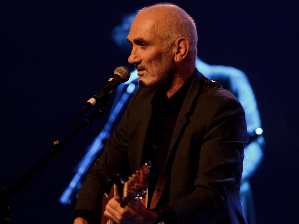 paul kelly mackay tour