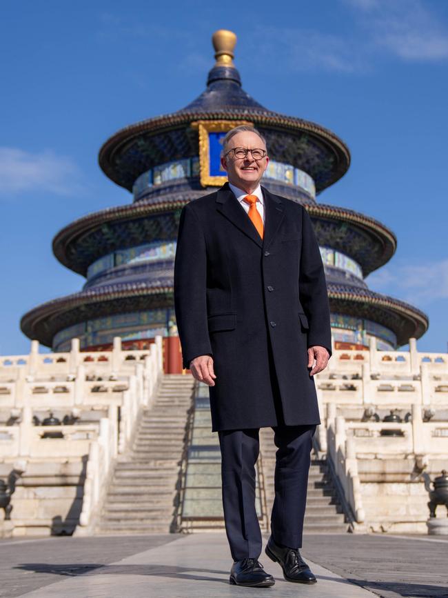 Mr Albanese visits the Temple of Heaven in Beijing.