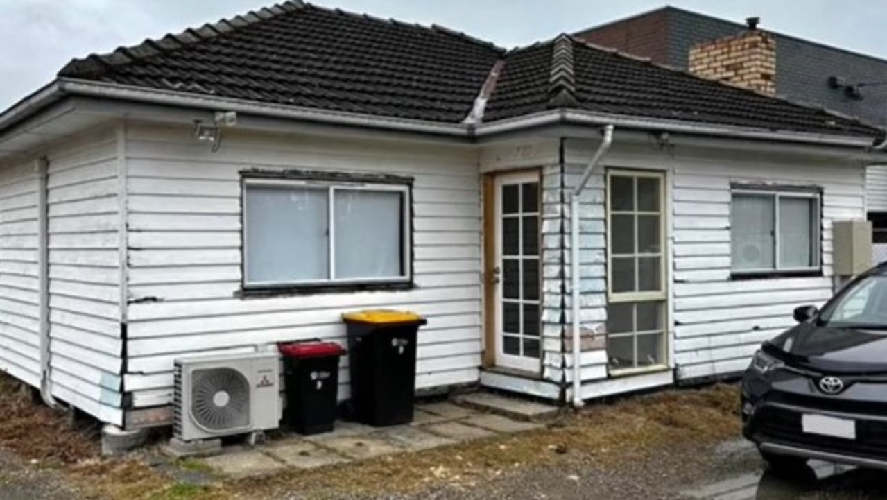 The house, available for ‘just’ $300 a week, was slammed for its dire state. Picture: TikTok/rachmcqueen1