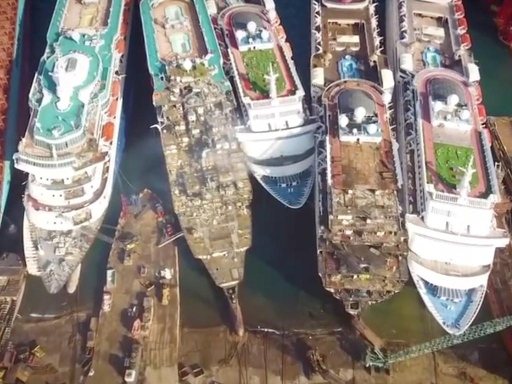 The Loathe Boat: the honking cruise ships 'ruining' Istanbul's