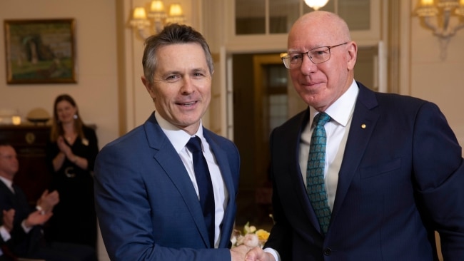 CANBERRA, AUSTRALIA - NCANewsWire Photos June 1 2022: Minister swearing ceremony at Government House. Education Minister, Jason Clare  with the Governor General David Hurley. Picture:NCA NewsWire / Andrew Taylor