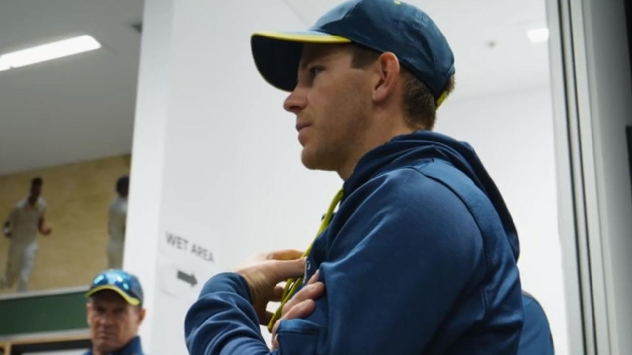 Tim Paine speaks to his players in Perth about Virat Kohli’s behaviour.