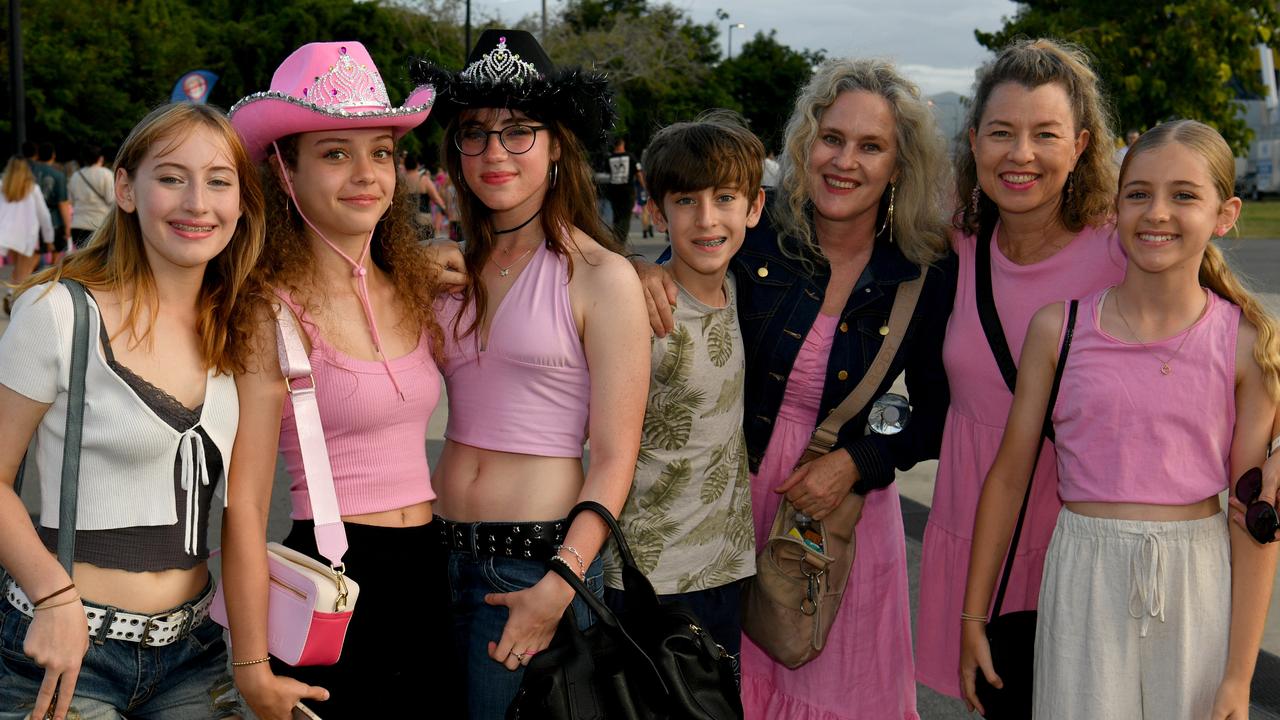 Socials at Pink convert at Townsville's Quensland Country Bank Stadium. Picture: Evan Morgan