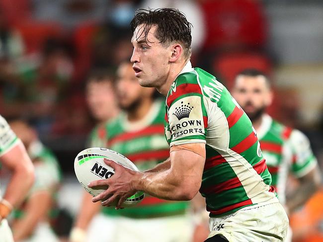 BRISBANE, AUSTRALIA - AUGUST 20: Cameron Murray of the Rabbitohs in action during the round 23 NRL match between the Penrith Panthers and the South Sydney Rabbitohs at Suncorp Stadium, on August 20, 2021, in Brisbane, Australia. (Photo by Chris Hyde/Getty Images)