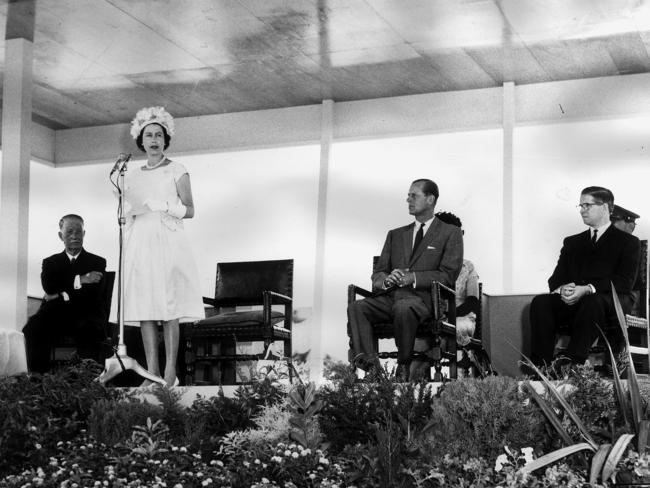 Queen Elizabeth II at Windsor Green, Elizabeth with Prince Philip Duke of Edinburgh, J.P.Cartledge, chairman of SA Housing Trust, and councillor J.L.Lindblom, chairman of Salisbury District Council.