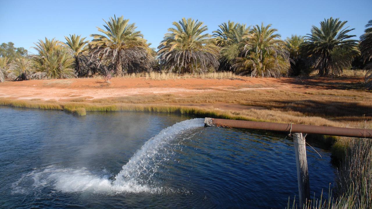 A controversial plan to pump liquid carbon dioxide into Queensland’s greatest underground water network has been rejected.