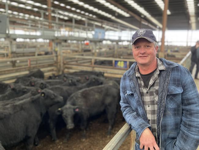 Vendor Scott Bentley of Poowong who sold an excellent line of Angus steers and heifers at Pakenham today to a top of $1890 for 20, 311kg steers.