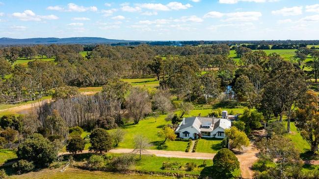 Banool at Gatum near Cavendish has sold. Pictures: Supplied