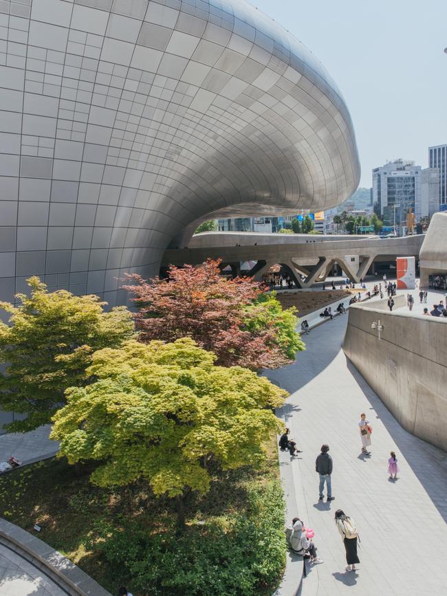 Another view of Dongdaemun Design Plaza. Picture: Elise Hassey.