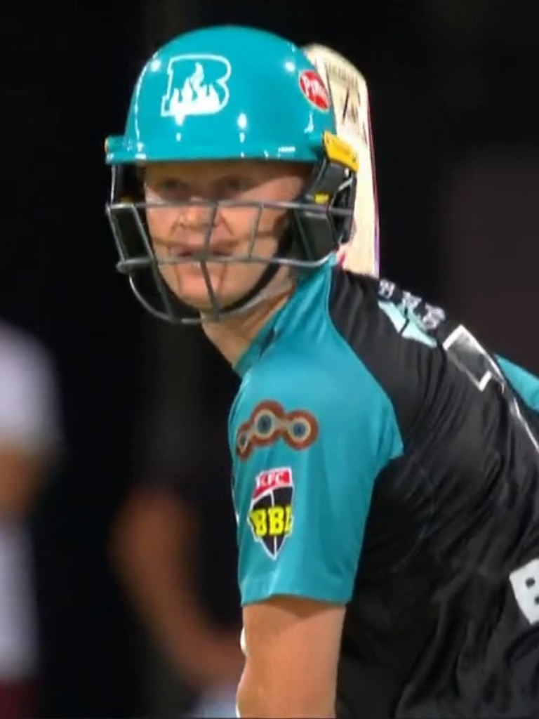 Over 10.1, Billings faces up. Photo: Fox Sports