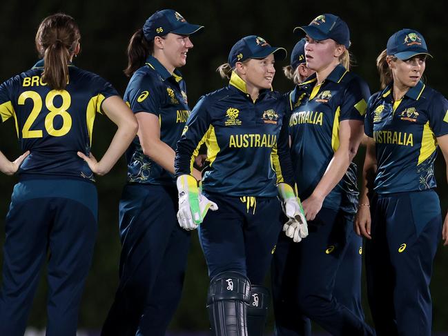 DUBAI, UNITED ARAB EMIRATES - SEPTEMBER 29: Players of Australia celebrates the wicket of Maia Boucher of England during the ICC Women's T20 World Cup 2024 warm-up match between Australia and England at ICC Academy on September 29, 2024 in Dubai, United Arab Emirates.  (Photo by Francois Nel-ICC/ICC via Getty Images)