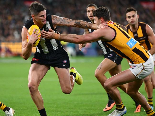 Hawthorn’s tackling needs to improve. Picture: Quinn Rooney
