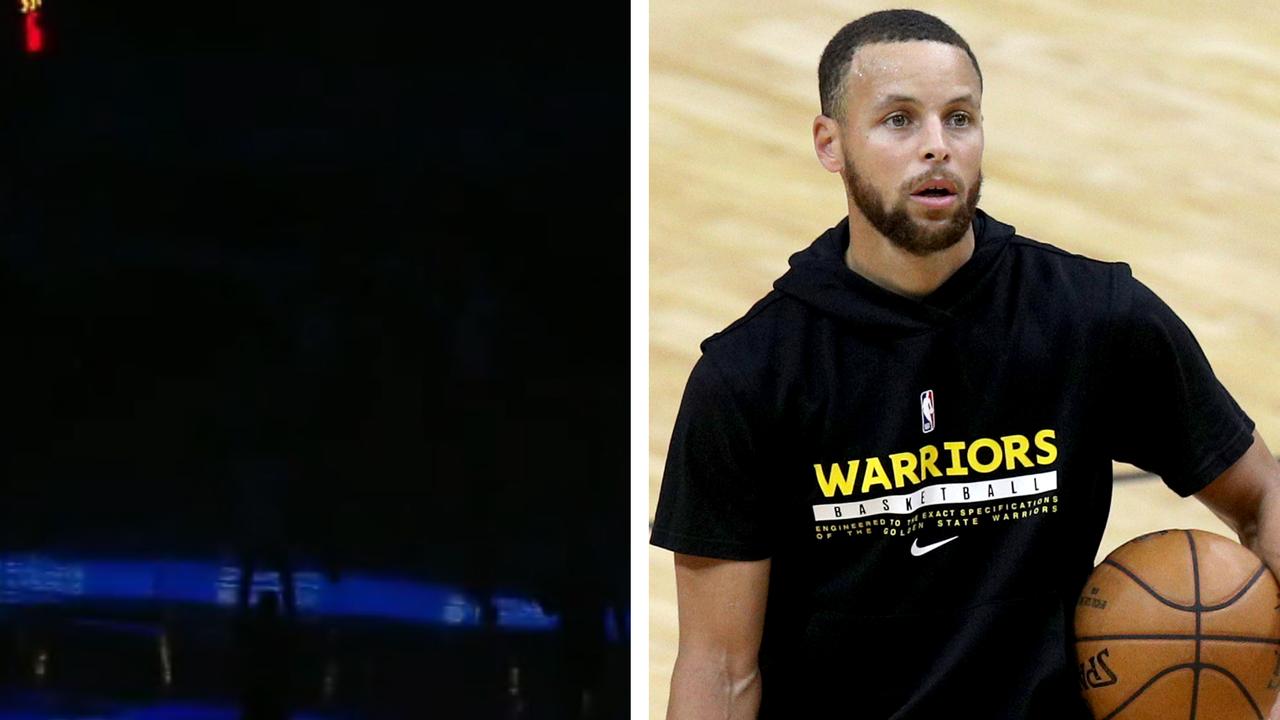 Steph Curry struggled after the blackout.