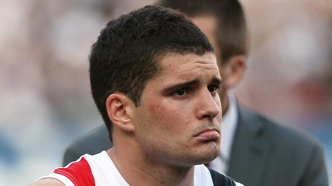 2010 Grand Final REPLAY. St Kilda v Collingwood. MCG. Leigh Montagna and Steven Baker