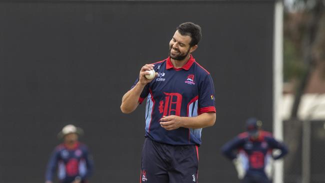 James Nanopoulos had some spectacular returns for Dandenong. Picture: Valeriu Campan