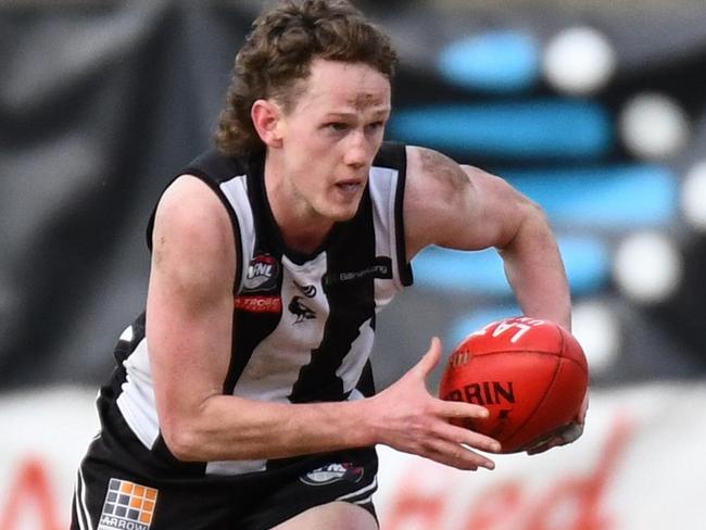 Will Golds in action for Montmorency. Picture: Nathan McNeill
