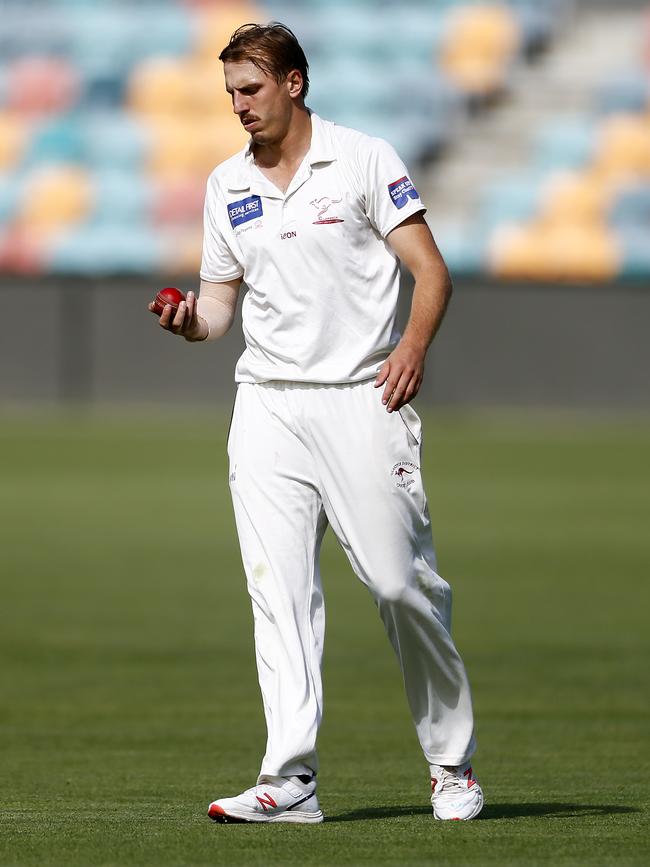 Sam Rainbird of Clarence bowling in the CTPL Grand Final day 2 Clarence v Lindisfarne at Blundstone Arena. Picture: MATT THOMPSON