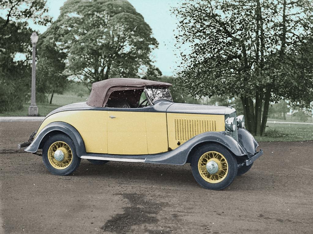 A 1934 Light Six Vauxhall Roadster