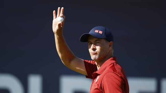 Adam Scott acknowledges the gallry on the 18th at Victoria Golf Club. Picture: Getty Images.